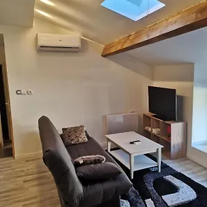 Joli F1 Tous Conforts En Bord De L Ardeche Appartement